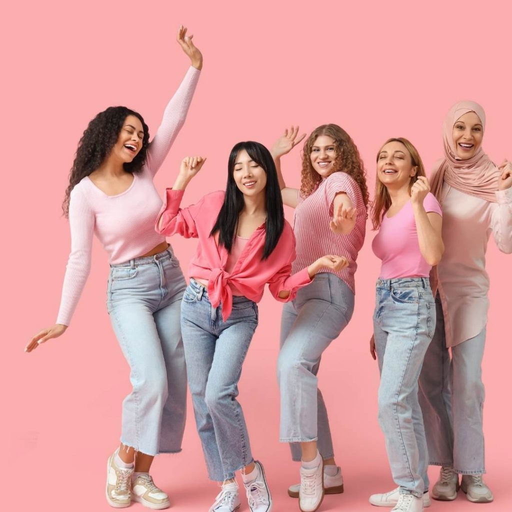 mujeres felices por sus resultados con el ayuno i intermitente